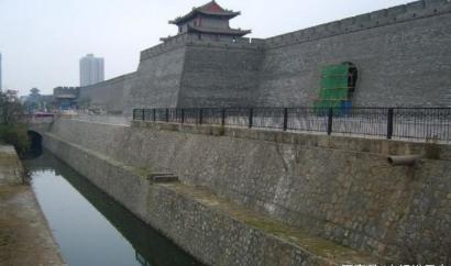 曾国藩幸得一人极力为他开脱才有他第二次出山 而这个人即使胡林翼