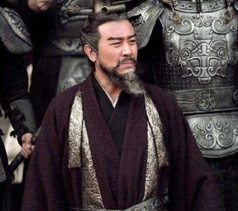 汉献帝两次想谋杀曹操？背后情况是怎样的？