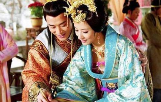 历史上最痴情皇帝,发明一件东西如今家喻户晓 历史上最痴情皇帝,<a href=https://www.lishiji.cn/lishi/1144/ target=_blank class=infotextkey>发明</a>一件东西如今家喻户晓