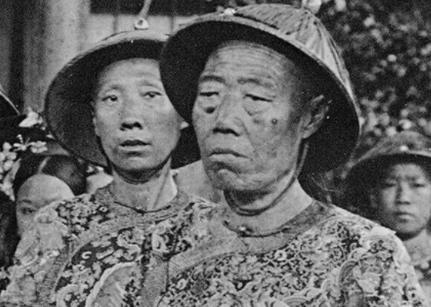 李莲英到底是一个什么样的太监 李莲英和光绪之间有仇吗 李莲英到底是一个什么样的太监 李莲英和光绪之间有仇吗