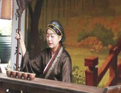 古代犯人一般都吃些什么 他们临死前为什么会吃一块生肉呢 古代犯人一般都吃些什么 他们临死前为什么会吃一块生肉呢