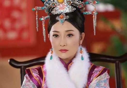 哲哲大福晋在清朝的地位怎么样？哲哲大福晋的三个女儿是谁？