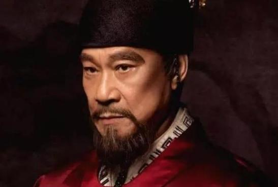 七品小官问了朱棣一句话,直接升成四朝首辅 七品小官问了朱棣一句话,直接升成四朝首辅