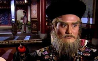 康熙是怎么时候决定除掉鳌拜?康熙去探病看到了什么? 康熙是怎么时候决定除掉鳌拜?康熙去探病看到了什么?