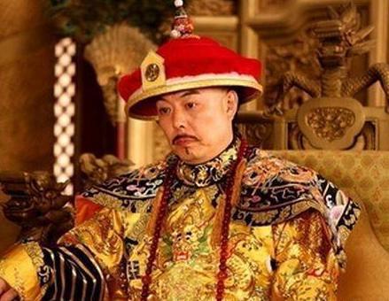 乾隆到底有什么过人之处 为何康熙会如此喜欢这个孙子呢 乾隆到底有什么过人之处 为何康熙会如此喜欢这个孙子呢