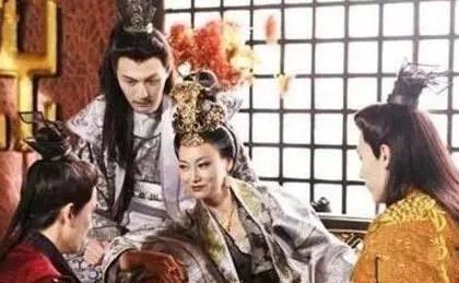 她的身边不止一个男人 为什么只有李治能让她怀孕呢 她的身边不止一个男人 为什么只有李治能让她怀孕呢