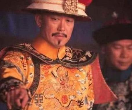 和珅背后的势力非常强大 嘉庆扳倒和珅的时候为什么不怕他们 和珅背后的势力非常强大 嘉庆扳倒和珅的时候为什么不怕他们