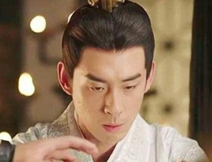 古时候吏部尚书有什么样的权力呢 清朝时期的他们权力大吗 古时候吏部尚书有什么样的权力呢 清朝时期的他们权力大吗