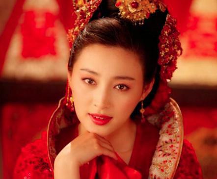 历史上唯一的三姓皇后,最后因争宠被废 历史上唯一的三姓<a href=https://www.lishiji.cn/lishi/13/ target=_blank class=infotextkey>皇后</a>,最后因争宠被废