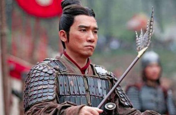 曹操攻下荆州后，为什么就连忙发动赤壁之战？