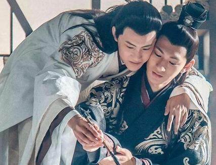 汉哀帝为什么让位给男宠董贤 难道真的是因为爱情吗