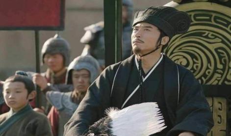 三顾茅庐求出世!诸葛亮是千里马却不适合做伯乐! 三顾茅庐求出世!诸葛亮是千里马却不适合做伯乐!
