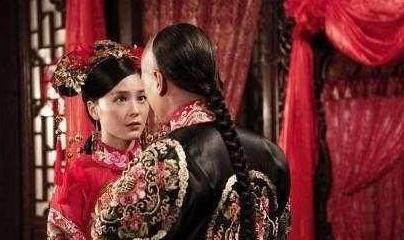 古代夫妻同房为什么小妾要在房中观看呢 除了习俗之外还有一个原因 古代夫妻同房为什么小妾要在房中观看呢 除了习俗之外还有一个原因