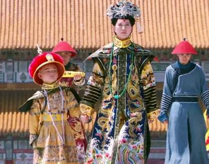 乾隆皇帝到底有多心机 乾隆死后留给嘉庆一笔巨款