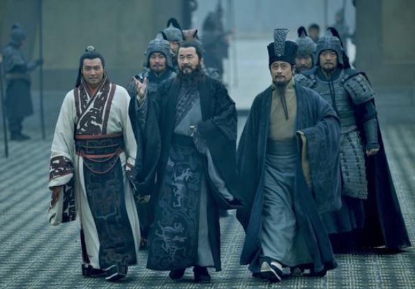 赤壁之战曹操大败，他的四大谋士没出主意吗？
