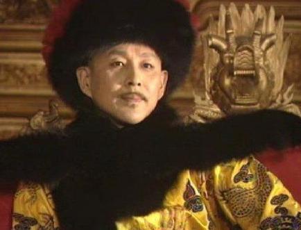 做为一代圣君的康熙为何不成全自己儿子 非要占有宝日龙梅呢