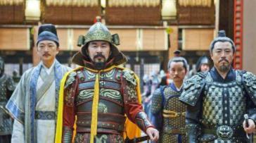 为什么历史上的布衣天子喜欢屠杀功臣？平民出身和贵族出身有什么差异？