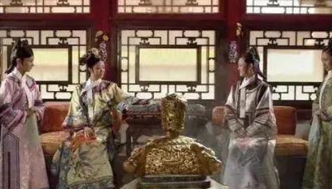 古代皇帝冬天很冷怎么办?李隆基曾发明“特殊”的取暖方式 古代皇帝冬天很冷怎么办?<a href=https://www.lishiji.cn/lishi/49/ target=_blank class=infotextkey>李隆基</a>曾<a href=https://www.lishiji.cn/lishi/1144/ target=_blank class=infotextkey>发明</a>“特殊”的取暖方式