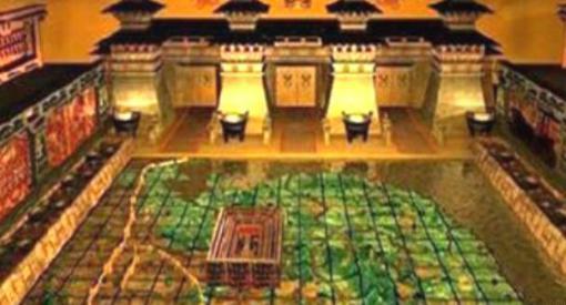 强大的秦王朝为什么只存在了15年？秦汉之间存在什么的差别是什么？