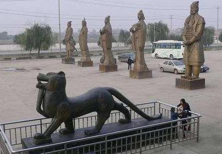 秦始皇十二铜人到底去了哪里 真的被人给毁了吗 秦始皇十二铜人到底去了哪里 真的被人给毁了吗