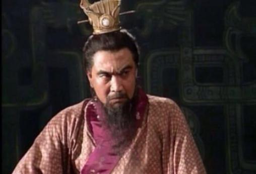 曹操下令绞死吕布后，为什么还要枭首示众？