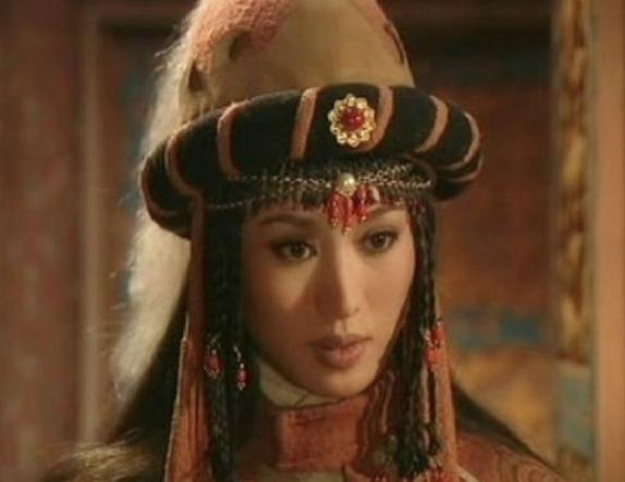 忽兰皇后：被成吉思汗抢来，成后宫最受宠的妃子