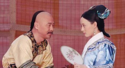 揭秘:清宫妃子为什么一定要人搀扶着走路? 揭秘:清宫妃子为什么一定要人搀扶着走路?