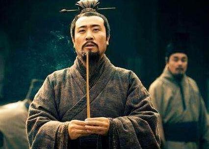 刘备三顾茅庐请诸葛亮出山 为什么之后都没有重用诸葛亮呢