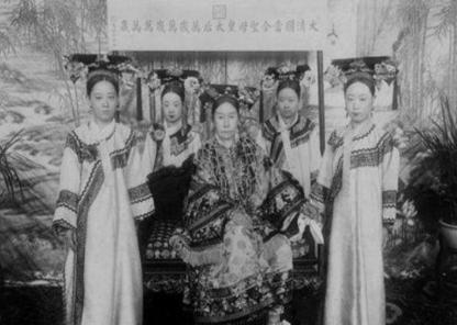 晚清为什么内务府会选这么多丑女 主要的原因和什么人有关 晚清为什么内务府会选这么多丑女 主要的原因和什么人有关