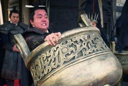 秦武王举鼎真的“可笑”吗？秦武王为什么坚持要举鼎？
