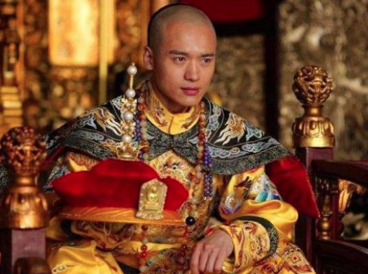 董鄂妃去世,顺治帝要大臣抬棺,大臣为什么不愿意? 董鄂妃去世,顺治帝要大臣抬棺,大臣为什么不愿意?