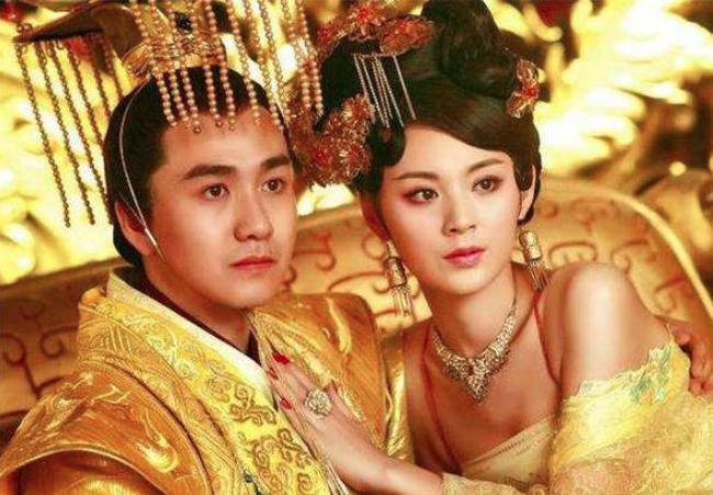 刘骏:南北朝最淫荡的皇帝,让妹妹连生6个孩子 刘骏:<a href=https://www.lishiji.cn/lishi/485/ target=_blank class=infotextkey>南<a href=https://www.lishiji.cn/lishi/5102/ target=_blank class=infotextkey>北朝</a></a>最淫荡的<a href=https://www.lishiji.cn/lishi/433/ target=_blank class=infotextkey>皇帝</a>,让妹妹连生6个<a href=https://www.lishiji.cn/lishi/10512/ target=_blank class=infotextkey>孩子</a>