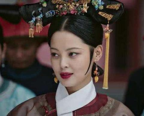 她原本是大清公主的伴读,被乾隆看上纳入后宫,最后结局如何? 她原本是大清公主的伴读,被乾隆看上纳入后宫,最后结局如何?