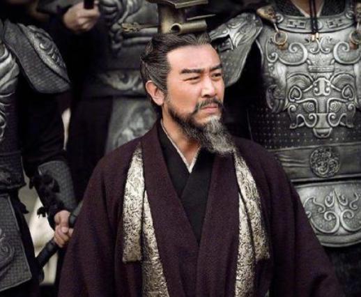 曹操的疑心重,为什么还是有很多人才去投奔他? 曹操的疑心重,为什么还是有很多人才去投奔他?
