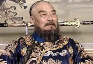鳌拜手握40万重兵为何不造反?鳌拜在忌惮什么? 鳌拜手握40万重兵为何不造反?鳌拜在忌惮什么?
