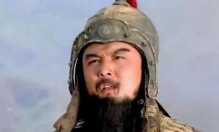 曹操在危险时刻,两次让张郃断后,何不让许褚断后?