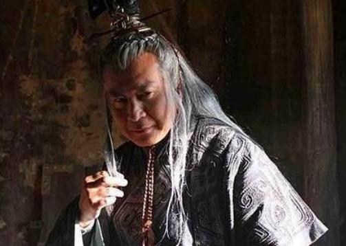 他是秦朝开国功臣，最后却死在自己制定的酷刑之下