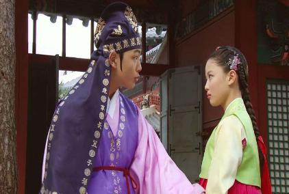 历史上的李白真的是面容清秀诗词歌赋的人吗 看完别再被电视剧给骗了 历史上的李白真的是面容清秀诗词歌赋的人吗 看完别再被电视剧给骗了