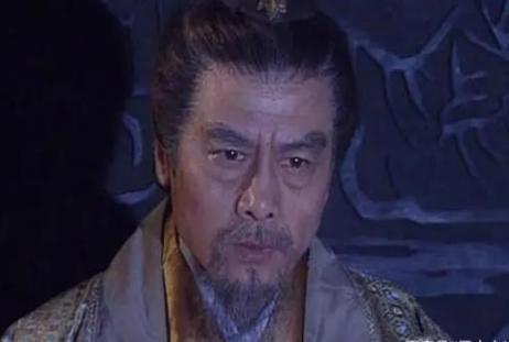 “郭嘉不死，卧龙不出”?郭嘉和诸葛亮可比吗？