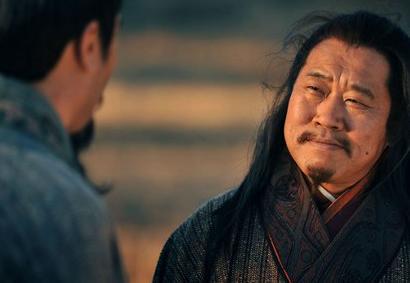 庞统的名声足以与诸葛亮比肩 孙权和刘备为什么都不喜欢他 庞统的名声足以与诸葛亮比肩 孙权和刘备为什么都不喜欢他