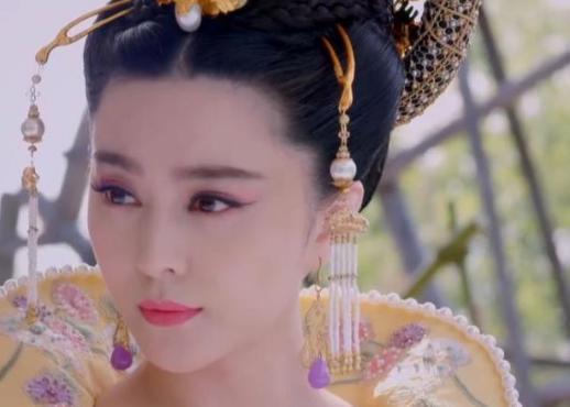 武则天的<a href=https://www.lishiji.cn/lishi/6309/ target=_blank class=infotextkey><a href=https://www.lishiji.cn/lishi/11780/ target=_blank class=infotextkey>退位</a>诏书</a>是怎么写的？11个字饱含遗憾！