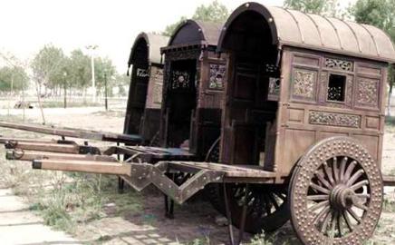 古代车子到底是什么样的 最快能有多快？最多能够载几个人呢？