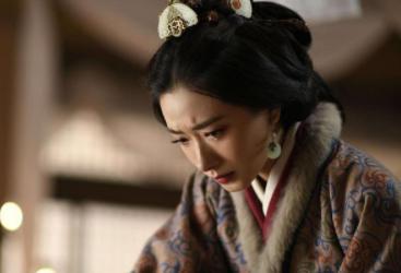 汉献帝试图谋杀曹操，曹操为什么还要把女儿嫁给他？