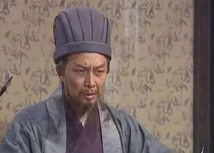 “郭嘉不死，卧龙不出”?郭嘉和诸葛亮可比吗？