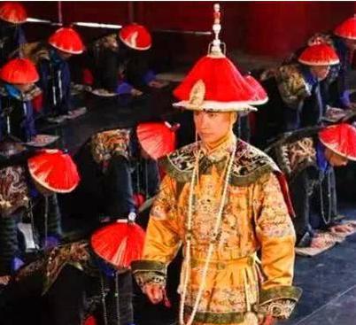 清朝官员上早朝都是空着肚子的 为什么他们不吃早饭呢 清朝官员上早朝都是空着肚子的 为什么他们不吃早饭呢
