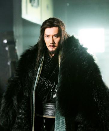 蒯通劝韩信割据一方韩信为什么没听?韩信有拥兵自重的能力吗? <a href=https://www.lishiji.cn/lishi/5743/ target=_blank class=infotextkey>蒯通</a>劝韩信<a href=https://www.lishiji.cn/lishi/12268/ target=_blank class=infotextkey>割据</a>一方韩信为什么没听?韩信有拥兵自重的能力吗?