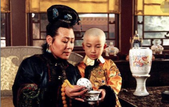 孝康章皇后成太后，为什么四个月就去世了？