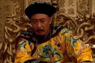 老爹和儿子都很长寿,为什么雍正在位13年就驾崩了? 老爹和儿子都很长寿,为什么雍正在位13年就驾崩了?