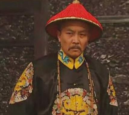 岳钟琪回京后被捕入狱被判斩监侯 为什么雍正当时没有杀他呢