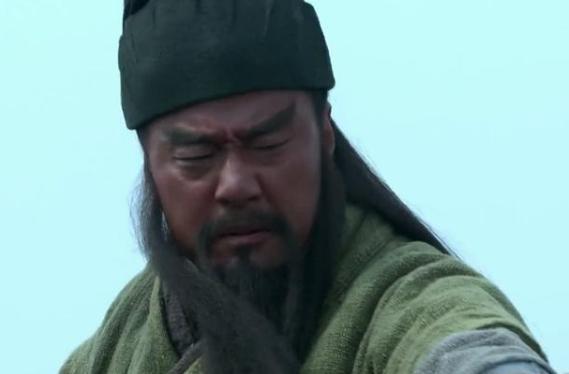 三英战吕布刘备如果不出手其他两人是吕布的对手吗？吕布有多强？
